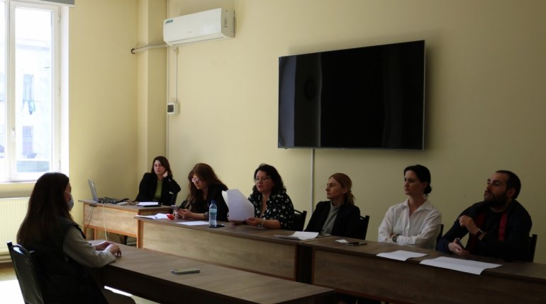 შპს „დავით ტვილდიანის სახელობის სამედიცინო უნივერსიტეტის საზოგადოებრივ საექთნო კოლეჯში“ საექთნო საქმის პროფესიული საგანმანათლებლო პროგრამის სტუდენტებისთვის ჩატარდა საკვალიფიკაციო გამოცდა
