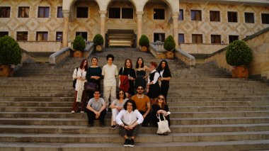 სტუმრად პარლამენტში