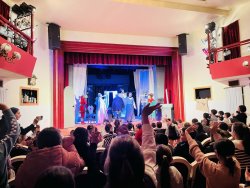 სტუმრად თეატრში   (II-IV კლ)