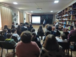 პრეზენტაცია ქართულ ენასა და ლიტერატურაში  (IX კლ)