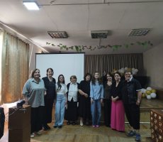 თსუ-ს დესპანი მშობლიურ სკოლაში         (VII-XI კლ)