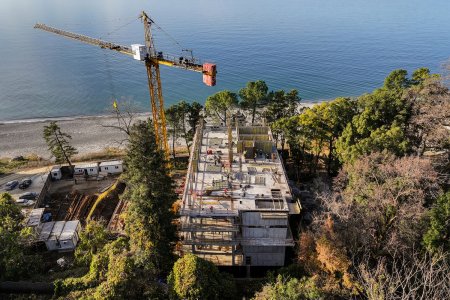 Construction of a Hotel Apartment Complex in Atchara 