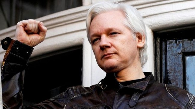Wikileaks-ის დამფუძნებული ჟულიან ასანჟი დააკავეს