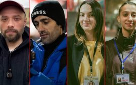 &nbsp;
თბილისის საქალაქო სასამართლომ „რადიო თავისუფლების“
ოპერატორის, ზურაბ (ზუკა) ხიდაშელის წინააღმდეგ შინაგან საქმეთა
სამინისტროს მიერ წარმოებული საქმე შეწყვიტა. გადაწყვეტილება
მოსამართლე თორნიკე კაპანაძემ დღეს მიიღო.&nbsp;
როგორც „რადიო თავისუფლება“ წერს,
შსს-ს იურისტები ამტკიცებდნენ, რომ ხიდაშელს პარლამენტთან არსებულ
ტროტუარზე მუშაობა მხოლოდ ფოტო ან ვიდეო გადაღების დროს შეეძლო:
„ზუკა ხიდაშელს შსს-მ 4 სექტემბერს გამოუწერა
5000-ლარიანი საჯარიმო ქვითარი „გზის გადაკეტვის“ საბაბით, თუმცა ეს
რადიო თავისუფლების თანამშრომელმა მხოლოდ მას შემდეგ გაიგო, რაც მის
წინააღმდეგ კიდევ ერთი სამართალწარმოება დაიწყო. ეს ჯარიმა მან,
ინფორმაციის მიღებისთანავე, გაასაჩივრა. ორივე შემთხვევაში - 2025
წლის 4 სექტემბერსაც და 18 დეკემბერსაც - ხიდაშელი, როგორც რადიო
თავისუფლების ოპერატორი ასრულებდა სარედაქციო დავალებას და აშუქებდა
საპოტესტო აქციას. ხიდაშელის მიერ 4 სექტემბერსა და 18 დეკემბერს
გადაღებული ფოტოები 
გამოქვეყნებულია რადიო თავისუფლების სხვადასხვა
პლატფორმებზე სოციალურ ქსელში“.
შინაგან საქმეთა სამინისტრო პროფესიული მოვალეობის
შესრულებისას, ტროტუარზე დგომით ფეხით მოსიარულეთათვის დაბრკოლების
შექმნას 
ედავება ფოტოგრაფ გიორგი თარხნიშვილსაც.
თბილისის საქალაქო სასამართლოს მოსამართლე დავით მაკარაძე
ჟურნალისტის „ტროტუარის საქმეზე“ გადაწყვეტილებას 27 მარტს ჩანიშნულ
სხდომაზე გამოაცხადებს.
27 მარტს არის ჩანიშნული „ნეტგაზეთის“
ჟურნალისტის, მარიამ ძიძარიას სასამართლო პროცესიც. შსს მას
პროფესიული მოვალეობის შესრულებისას „გზის&nbsp; ხელოვნურად
გადაკეტვას“ ედავება. ამ საქმის მოსამართლეც თორნიკე კაპანაძეა.
მარიამ ძიძარია 31 იანვარს გამართულ „შაბათის მარშს“ აშუქებდა. როგორც
„ნეტგაზეთი“ წერს, აქციის გაშუქებისას მას ეკეთა ჟურნალისტის
დამადასტურებელი ე.წ. ბეიჯი, ასევე სამხრე ნიშანი (PRESS), და თან
ჰქონდა კამერა.
ძიძარიას საქმეზე ევროპის საბჭოს „ჟურნალისტების
უსაფრთხოების პლატფორმამ“ განგაშის სიგნალიც 
ჩართო და მის წინააღმდეგ არსებული საქმის დაუყოვნებლივ
შეწყვეტა მოითხოვა.
შსს „გზის ხელოვნურად გადაკეტვას“ ედავება გამოცემა
„ტაბულას“ ჟურნალისტ&nbsp; მარიამ კუპრავასაც. თბილისის
საქალაქო სასამართლოში მისი პროცესი 23 მარტს არის
ჩანიშნული. მოსამართლე თორნიკე კაპანაძეს მარიამ კუპრავას
საქმეზე მიმართეს თბილისის სახელმწიფო უნივერსიტეტის სოციალურ და
პოლიტიკურ მეცნიერებათა ფაკულტეტის პროფესორ-მასწავლებლებმა და ამავე
ფაკულტეტის სტუდენტის წინააღმდეგ ადმინისტრაციული სამართალწარმოების
შეწყვეტა 
სთხოვეს. &nbsp;კუპრავა 7 თებერვალს, რუსთაველის
გამზირზე პროფესიულ მოვალეობას ასრულებდა, ის „შაბათის მარშს“
აშუქებდა.&nbsp;
შინაგან საქმეთა სამინისტროს მიერ სამართლებრივი დევნის
წამოწყების გამო იმ ჟურნალისტთა მიმართ, რომლებიც საპროტესტო აქციებს
აშუქებენ პროტესტი გამოთქვა „საქართველოს ჟურნალისტური ეთიკის
ქარტიამაც“. ქარტიის 
განცხადებით, სისტემური წნეხი ჟურნალისტებსა და
მედიაზე ლახავს საზოგადოების უფლებას, იყოს ინფორმირებული და ქვეყნის
ინტერესებს აზიანებს.&nbsp;

