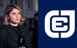 
„საქართველოს ჟურნალისტური ეთიკის ქარტია“ ტელეკომპანია „ფორმულას“
ჟურნალისტ ნინი ბალანჩივაძესთვის საპარლამენტო აკრედიტაციის 6 თვით
შეჩერებას
ეხმაურება და სოლიდარობას უცხადებს ყველა ჟურნალისტს, ვინც
დაუმსახურებლად გახდა „ქართული ოცნების“ პარლამენტის მხრიდან
თავდასხმისა და დევნის ობიექტი „აკრედიტაციის უსამართლო და ლოგიკას
მოკლებული წესის გამოყენებით“.&nbsp;
ქარტიის შეფასებით, პარლამენტის თავმჯდომარის მიერ 2023
წლის 6 თებერვალს გამოცემულმა 
ბრძანებამ ჟურნალისტთა აკრედიტაციის იმგვარი
მექანიზმი შექმნა, რომელიც მმართველ გუნდს საშუალებას აძლევს,
იზოლირდეს მათგან, ვინც კრიტიკულ შეკითხვებს სვამს და „პროპაგანდისტულ
მედიასაშუალებებთან მუშაობას მიჩვეულებს დისკომფორტს უქმნის“.
როგორც განცხადებაშია აღნიშნული, იმ პირობებში, როცა
დამოუკიდებელი მედიასაშუალებები „ქართული ოცნების“ მიერ მიღებული
რეპრესიული კანონების შედეგად უკიდურესად შეზღუდული რესურსით
მუშაობენ, საპარლამენტო კორესპონდენტისთვის აკრედიტაციის
დაუსაბუთებლად შეჩერება ამ მედიასაშუალებების აუდიტორიას და,
შესაბამისად, საზოგადოების მნიშვნელოვან ნაწილს, საპარლამენტო
პროცესების შესახებ ინფორმაციაზე წვდომას უკარგავს.
„ეს კი იმის პარალელურად, რომ დამოუკიდებელი
მედიასაშუალებების სხვა ჟურნალისტები პარლამენტში შესასვლელად
ერთჯერად აკრედიტაციას ძნელად ან საერთოდ ვერ იღებენ.
აკრედიტაციის 2023 წელს შეცვლილი წესი პარლამენტში უკვე
არაერთხელ გამოიყენეს ჟურნალისტების შესაზღუდად. მაისის ბოლოს
აკრედიტაცია ვადაზე ადრე გაუუქმეს დამოუკიდებელ ონლაინ
მედიასაშუალებებს, მათ შორის 
ონლაინ გამოცემა „პუბლიკას“ და „სტუდია
მონიტორს“.
24 ივნისს „ქართულმა ოცნებამ“ ნინი ბალანჩივაძეს,
„ფორმულას“ საპარლამენტო კორესპონდენტს, უკვე მეორედ დააკისრა სანქცია
და პარლამენტის კარი 6 თვით ჩაუკეტა. ნინი ბალანჩივაძეს, იმ დროს
„მთავარი არხის“ თანამშრომელს, პარლამენტმა აკრედიტაცია პირველად 2024
წლის 23 ივნისს, ერთი თვით შეუჩერა, ნინო წილოსანის მოთხოვნის
საფუძველზე, რომელიც ჟურნალისტის კითხვამ გააღიზიანა.
ამჯერად პარლამენტი ნინი ბალანჩივაძეს 2026 წლის 23
ივნისს ტელეკომპანია „ფორმულას“ ეთერში, გადაცემა „ახალ ფორმულაში“
გასულ სიუჟეტს ედავება. წერილში, რომელიც ჟურნალისტმა პარლამენტიდან
მიიღო, ნათქვამია, რომ მან არ დაიცვა აკრედიტაციის წესის მე-15 მუხლის
მე-2 პუნქტის „დ“ ქვეპუნქტში ასახული მოთხოვნა, რომლის თანახმადაც
აკრედიტებული ჟურნალისტი ვალდებულია: „საქართველოს პარლამენტის
წევრის, აპარატის თანამშრომლის ან პარლამენტში სტუმრად მყოფი პირის
მიერ ინტერვიუს ჩაწერაზე უარის თქმის შემთხვევაში შეწყვიტოს
ინტერვიუ“.
სიუჟეტიდან ჩანს, რომ არცერთ იმ პირს, ვისგანაც ნინი
ბალანჩივაძე კომენტარის ჩაწერას ცდილობდა, მისთვის ინტერვიუს შეწყვეტა
არ უთხოვია. ჟურნალისტი მათ კითხვებს უსვამდა რუსეთის წინააღმდეგ
სტრასბურგის სასამართლოს მიერ გამოტანილი დაწყვეტილებაზე აგვისტოს
ომის დროს საქართველოს თავდაცვის ძალების სამი სამხედრო მოსამსახურის
წამებისა და მოკვლის და ტყვეობაში ხუთი ქართველი ჯარისკაცის წამებისა
და დამცირების გამო“, - წერია ქარტიის განცხადებაში.
ორგანიზაცია მიიჩნევს, რომ „ქართული ოცნება“ შესაშურ
თანმიმდევრულობას იჩენს ქვეყანაში მედიისათვის ხელშემშლელი გარემოს
მშენებლობისას: „სამწუხაროდ, საერთო სურათის ნაწილია გაუმჭვირვალე
პარლამენტი, რომელიც არ გრძნობს თავს საზოგადოების მიმართ
ანგარიშვალდებულად და დამოუკიდებელი მედიის კრიტიკულ თვალს
ემალება“.

ქარტიის განცხადება ვრცლად იხილეთ აქ.

