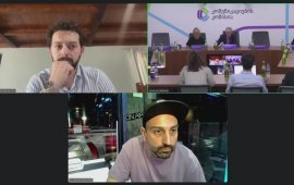 
კომუნიკაციების კომისია „TV პირველს“ მის მიერ ჩატარებული პერიოდული
მონიტორინგის საფუძველზე, „მაუწყებლობის შესახებ“ კანონის იმ მუხლის
დარღვევას, რომელიც შინაარსობრივ რეგულირებას შეეხება, ისევ
ედავება.&nbsp;
კომისიის მედიამომსახურებების რეგულირების დეპარტამენტმა
„TV პირველის“ ეთერში 11-13 მაისის პერიოდში გასული ახალი ამბების
პროგრამები შერჩევითად დაამონიტორინგა და მიიჩნია, რომ ტელეკომპანიამ
„მაუწყებლობის შესახებ“ კანონის 54-ე მუხლის - „სამართლიანობა და
მიუკერძოებლობა“ მე-5 პუნქტი დაარღვია.&nbsp; &nbsp;
„სინდისის პატიმრები“, „ცრუ მოწმე პოლიციელების
ჩვენებების საფუძველზე გასამართლებულები“, „ოცნების გამოძიების“,
„ოლიგარქი“, „სინდისისა და პოლიტპატიმრების“, „სინდისის პატიმრებს“,
„არარსებული დანაშაული“, „რას ამბობენ ქართული ოცნების რიგითი წევრები
ბევრს არაფერს არ ნიშნავს, რადგან პრაქტიკა აჩვენებს, რომ მაინც
ყველაფერი ისე მოხდება, რასაც ბიძინა ივანიშვილი იტყვის. შესაბამისად,
თუ პოლიტიკური გადაწყვეტილება იქნება ბიძინა ივანიშვილის, რომ ციხის
კარი გაუხსნა სინდისის პატიმრებს თუ პოლიტიკურ ტყვეებს, ამას ის
გააკეთებს“, „ციხის კარის გაღება სინდისის პატიმრებისა და პოლიტიკური
ტყვეებისთვის იქნება გამართლებული ნაბიჯი ქრისტიანულად ადამიანურად და
სახელმწიფოებრივად”, „ქართული ოცნება კი სინდისის პატიმრებისგან ისევ
არარსებული დანაშაულის აღიარებას ელოდება“, „ეს იქნება უმძიმესი
ფინანსური დარტყმა ბიძინა ივანიშვილის რეჟიმისთვის“, „რომელიც ოცნებამ
სამაგალითოდ დასაჯა“, „ქართული ოცნების დეპუტატები წყობიდან
გამოჰყავს. ოლიგარქის პარტიამ ლიდერის დაცვა დღეს სალომე ზურაბიშვილზე
თავდასხმით გადაწყვიტა“, „აქტივისტების ტერორი გრძელდება“ -
დეპარტამენტის დასაბუთებით, ტელეკომპანიამ ამ ფრაზების/წინადადებების
გამოყენებით ახალი ამბების პროგრამაში საკითხი მაუწყებლის პირადი
დამოკიდებულების ან მოსაზრების საფუძველზე გააშუქა, რითაც კანონი
დაარღვია.&nbsp; &nbsp;&nbsp;
კომისიამ მედიამომსახურებების რეგულირების დეპარტამენტის
მოხსენებითი ბარათის საფუძველზე, „TV პირველის“ მიერ კანონმდებლობის
შესაძლო დარღვევის საკითხი დღევანდელ სხდომაზე განიხილა,
გადაწყვეტილებას კი 25 ივნისს გამოაცხადებს.&nbsp;



„მარეგულირებელი კომისია არის ცენზორი იმიტომ, რომ
სხვა ახსნის მოძებნა შეუძლებელია ბოლო მოხსენებითი ბარათისათვის,
რომელიც თქვენგან შემოვიდა ჩვენს ტელევიზიაში. მე, როგორც ახალი
ამბების სამსახურის ხელმძღვანელი, საერთოდ აზრს ვეღარ ვხედავ თქვენთან
შეხვედრაზე საუბარს, მსჯელობას, ეს გავითვალისწინოთ, ის როგორ
გავაკეთოთ, ეს როგორ გავაკეთოთ, იმიტომ რომ თქვენ გაქვთ კონკრეტული
დღის წესრიგი, რომელსაც მიჰყვებით, რომ თავისუფალ ტელევიზიებს
დაუწესოთ შეზღუდვები, ფინანსური სანქციები, წნეხი თუ ასე შემდეგ,
იქიდან გამომდინარე, რომ მოახდინოთ ცენზურა კონკრეტული
ტერმინების.&nbsp;
თქვენს მოხსენებით ბარათს ვინც ნახავს, ძალიან
ცხადად ჩანს, თქვენ გაქვთ გამოცხადებული ბრძოლა ორ ტერმინთან:
„სინდისის პატიმარი“ და „ოლიგარქი“. თქვენი ამ პოლიტიკის დამსახურებაა
გუშინ რომ ყველა თქვენგანის შესახებ ევროპარლამენტის ძალიან
მნიშვნელოვან ანგარიშში, ევროკომისიას მოსთხოვეს თქვენი,
კომუნიკაციების მარეგულირებელი კომისიის წევრების
დასანქცირება…
ეს არის თქვენი პოლიტიკის შედეგი, რომელსაც თქვენ
ეწევით და ძალიან საინტერესოა, ამით დარტყმის ქვეშ აყენებთ მარტო
თავისუფალ მედიას კი არა, სატელეკომუნიკაციო ბაზარს მთლიანად, იმიტომ
რომ თქვენ არეგულირებთ არა მხოლოდ ტელემაუწყებლების საქმიანობას,
თქვენ არეგულირებთ მთლიანად სატელეკომუნიკაციო ბაზარს… თქვენ ხართ
ცენზორი და გინდათ, რომ ეთერიდან მოვხსნათ ტერმინი - „სინდისის
პატიმარი„“, - აღნიშნა „TV პირველის“ საინფორმაციო სამსახურის
ხელმძღვანელმა, ნოდარ მელაძემ ComCom-ის დღევანდელ
სხდომაზე.&nbsp;
მელაძის კითხვის, თუ&nbsp;რა შემთხვევაში აქვს
ტელევიზიას უფლება, გამოიყენოს ტერმინი&nbsp; - „სინდისის პატიმარი“,
საპასუხოდ გოგა გულორდავამ თქვა: „როცა კონკრეტულ სიუჟეტში, კონკრეტულ
დღეს, ან გუშინ, ან დღეს, ხდება და არა ორი-სამი წლის რაღაც, სადღაც
თითქოს მოხსენიებულ დოკუმენტებში, ეს არის და განმარტებული აქვს
როგორც კომისიას და კანონის განმარტებაც გამოიყურება ასე და
ჩვენთვისაც მიღებული პრაქტიკით, რომ ეს, თქვენ სადღაც, ვიღაცამ,
ოდესღაც, რაღაც ტერმინი რომ ახსენა და ყოველ დღე გინდათ გამოიყენოთ,
თითქოს დამკვიდრებულია ეს ტერმინი, თქვენ ამკვიდრებთ ამ ტერმინს,
თორემ იმან, ვიღაცამ, სადღაც ერთხელ გამოიყენა ეს ტერმინი. შემდგომ,
ამას ამკვიდრებთ თქვენ და ეს არის, კიდევ ერთხელ განგიმარტავთ,
კანონისთვის გვერდის ავლის საშუალება, სამწუხაროდ“.&nbsp;
ComCom-მა მის მიერ ჩატარებული მედიამონიტორინგის
საფუძველზე, „მაუწყებლობის შესახებ“ კანონის იმ მუხლების
დარღვევისთვის, რომელიც შინაარსობრივ რეგულირებას ეხება, მაისში, 2
500 ლარით 
დააჯარიმა ტელეკომპანია „ფორმულა“.&nbsp;
კომისიამ ტელეკომპანია „ფორმულა“ და „TV პირველი“,
Postv-ისა და „იმედთან“ ერთად, „მაუწყებლობის შესახებ“ კანონის ამავე
მუხლების დარღვევის გამო, აპრილში წერილობით 
გააფრთხილა, რადგან მათ მიმართ ბოლო ერთი წლის
განმავლობაში მსგავსი ხასიათის დარღვევისთვის სანქცია გამოყენებული არ
ყოფილა.&nbsp; &nbsp;
&nbsp;
&nbsp; &nbsp; &nbsp; &nbsp; &nbsp; &nbsp; &nbsp; &nbsp; &nbsp;
&nbsp; &nbsp; &nbsp; &nbsp; &nbsp; &nbsp; &nbsp; &nbsp; &nbsp;
&nbsp; &nbsp; &nbsp; &nbsp; &nbsp; &nbsp; &nbsp; &nbsp; &nbsp;
&nbsp; &nbsp; &nbsp; &nbsp; &nbsp; &nbsp;
„მაუწყებლობის შესახებ“ კანონით, 2 500 ლარით
დაჯარიმების შემდეგ კომისია უფლებამოსილია დამრღვევს, მის მიერ დენადი
ხასიათის დარღვევის გაგრძელების ან/და დაჯარიმებიდან 1 წლის
განმავლობაში ახალი ერთჯერადი ხასიათის დარღვევის ჩადენის
შემთხვევაში, დააკისროს ჯარიმა არაუმეტეს მისი წლიური შემოსავლის
1%-ისა, მაგრამ არანაკლებ 5 000 ლარისა, ან დაიწყოს საჯარო
ადმინისტრაციული წარმოება ლიცენზიის მოქმედების
შესაჩერებლად/ავტორიზაციის შესაჩერებლად.&nbsp;

&nbsp; &nbsp; &nbsp; &nbsp; &nbsp; &nbsp; &nbsp; &nbsp; &nbsp;
&nbsp; &nbsp; &nbsp; &nbsp; &nbsp; &nbsp; &nbsp; &nbsp; &nbsp;
&nbsp; &nbsp; &nbsp; &nbsp; &nbsp; &nbsp; &nbsp; &nbsp; &nbsp;
&nbsp; &nbsp; &nbsp; &nbsp; &nbsp; &nbsp; &nbsp;

ComCom-მა მის მიერ ჩატარებული მედიამონიტორინგის საფუძველზე,
შინაარსობრივი რეგულირების საკითხების: მიუკერძოებლობა, ბალანსი,
პირადი დამოკიდებულების/მოსაზრების საფუძველზე გაშუქება, ფაქტის
ჯეროვანი სიზუსტე დარღვევაზე მაშინ პირველად იმსჯელა.&nbsp;&nbsp;
კომუნიკაციების კომისიამ „მაუწყებლობის შესახებ“
კანონითა და „მაუწყებელთა ქცევის კოდექსით“ დადგენილი ნორმების
პრაქტიკაში ამოქმედება, „რათა მაუწყებელთა ობიექტურობა სათანადო
პროცედურის საფუძველზე და მაღალი სამართლებრივი სტანდარტით შეფასდეს“,
6 მარტს, ბრიტანეთის მიერ სამთავრობო ტელეკომპანიების: „იმედისა“ და
„postv“-ის დასანქცირების შემდეგ, 
დააანონსა.&nbsp;
ComCom-ს თვითრეგულირების სფეროში მოქცეული საკითხების
განხილვისა და მაუწყებლების დასანქცირების შესაძლებლობა გასული წლის
გაზაფხულზე, „მაუწყებლობის შესახებ“ კანონში შესული ცვლილებებით
მიეცა.
2025 წლის ივნისში, კომისიამ „ფორმულა“ და „TV პირველი“,
ტელეკომპანია „მთავარ არხთან“ ერთად, „ქართული ოცნების“ საჩივრის
საფუძველზე ახალი ამბების გადაცემისას „მიუკერძოებლობის პრინციპის
დარღვევისთვის“ სამართალდამრღვევად 
ცნო, თუმცა გარდამავალი პერიოდის გამო, ადმინისტრაციული
პასუხისმგებლობისგან გაათავისუფლა.&nbsp;
&nbsp;

