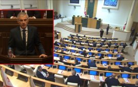 
კომუნიკაციების კომისიის წევრი 2016 - 2020 წლებში
„ქართული ოცნების“ მაჟორიტარი დეპუტატი, გოგა გულორდავა გახდა. მას
მხარი „ქართული ოცნების“ პარლამენტმა 77 ხმით დღევანდელ პლენალურ
სხდომაზე დაუჭირა. 
გოგა გულორდავა 2023 წლიდან დღემდე სამთავრობო
ტელეკომპანია „იმედში“  ფინანსური მონიტორინგისა და
აუდიტორულ-საკონსულტაციო საქმიანობას 
ეწევა. ის არის „საქართველოს სახელმწიფო
ელექტროსისტემის“ შიდა აუდიტის დირექტორიც.
გულორდავას გარდა, ComCom-ის წევრობა ვლადიმერ
ტატიშვილს, საზოგადოებრივი მაუწყებლის აჭარის ტელევიზიისა და რადიოს
ყოფილ დირექტორს და ილია მიქელაიშვილს, შპს „პირველისა“ და „მედიაჰაბი
სეილსჰაუსის“ დამფუძნებელსა და დირექტორს 
სურდათ. 
-------------------------------------
კომუნიკაციების კომისიაში უფლებამოსილების ვადა მის
თავმჯდომარეს, კახი ბექაურს 
ეწურება. ბექაური კომუნიკაციების კომისიის
თავმჯდომარე 2017 წლიდან არის. ის მესამე ვადით 2023 წლის იანვარში
აირჩიეს. მანამდე, 2014-2017 წლებში ბექაური კომისიის წევრი იყო, 2012
წელს კი, ტელეკომპანია „მეცხრე არხს“ ხელმძღვანელობდა. აღსანიშნავია,
რომ 2019 წლამდე  ერთი და იმავე პირის თავმჯდომარედ ორჯერ არჩევა
შეუძლებელი იყო. 2019 წელს მიღებული ცვლილებით
კი, ეს შეზღუდვა გაუქმდა.

21 ბინა, 14 მიწის ნაკვეთი, 7 მანქანა, 5 ცეცხლსასროლი იარაღი -
რა ქონებას 
ფლობს კახი ბექაურის ოჯახი - წაიკითხეთ „მედიაჩეკერის“
მასალა ვრცლად.
--------------------------------------
კომუნიკაციების კომისიის წევრის ერთი ვაკანტური
თანამდებობის დასაკავებლად ღია კონკურსი 17 ოქტომბერს გამოცხადდა და
საბუთების მიღების ბოლო ვადა 15 ნოემბერი იყო. ამ პერიოდში
განცხადებები და საჭირო დოკუმენტაცია ამ სამმა კანდიდატმა 
წარადგინა.
ირაკლი კობახიძის ბრძანებით შექმნილ ComCom-ის წევრობის
კანდიდატთა შესარჩევ საკონკურსო კომისიაში კი 
იყვნენ: ნუგზარ რუხაძე, ჟურნალისტი, POSTV-ის
დირექტორი საზოგადოებასთან ურთიერთობის საკითხებში; ზურაბ ტაბიძე, შპს
„ალტას“ დამფუძნებელი; თალიკო ჟვანია, საქართველოს ტექნიკური
უნივერსიტეტის ინფორმატიკისა და მართვის სისტემების ფაკულტეტის
დეკანი. 
„მაუწყებლობის შესახებ“ კანონით, კომუნიკაციების
კომისიის წევრობის კანდიდატი უნდა იყოს საზოგადოებრივი აღიარებისა და
ნდობის მქონე პირი, რომელსაც აქვს ეკონომიკის, ფინანსების, საჯარო
ადმინისტრირების, ბიზნესადმინისტრირების, სამართლის, ელექტრონული
კომუნიკაციების ან ჟურნალისტიკის მაგისტრის ან მასთან გათანაბრებული
აკადემიური ხარისხი და არანაკლებ 10 წლის მუშაობის გამოცდილება, მათ
შორის, მმართველ თანამდებობაზე - არანაკლებ 3 წლისა.
კომუნიკაციების ეროვნული კომისია 5 წევრისგან შედგება,
მათი უფლებამოსილების ვადა 6 წლითაა განსაზღვრული. პირის კომისიის
წევრად არჩევა 2-ზე მეტი ვადით არ შეიძლება. კომისიის თავმჯდომარეს კი
ფარული კენჭისყრით კომისია საკუთარი შემადგენლობიდან, 3 წლის ვადით
ირჩევს.
კომუნიკაციების კომისიის 2026 წლის ბიუჯეტი 24 825 200
ლარი 
იქნება. 
საქართველოში დამოუკიდებელ მედიას მუშაობა რთულ
გარემოში უწევს. „ქართულმა ოცნებამ“ ერთიმეორის მიყოლებით მიიღო
მედიის შემზღუდავი საკანონმდებლო ცვლილებებიც.
„მაუწყებლობის შესახებ“ კანონში შესული ცვლილების
საფუძველზე, კომუნიკაციების კომისიამ „უცხოური ძალისგან“ დაფინანსების
მიღების შეწყვეტა 
დაავალა ტელე და რადიო მაუწყებლებს: „ფორმულა“, „ფორმულა
მულტიმედია“, „ჟურნალისტთა კავშირი ხალხის ხმა“(რადიო „მარნეული),
„რადიო-ტვ ნორი“ და „სისტემა გამა“.
„ქართული ოცნების“ საჩივრების საფუძველზე ComCom-მა
კრიტიკული ტელევიზიები სამართალდამრღვევებად 
ცნო „მიუკერძოებლობის პრინციპის დარღვევისთვისაც“.
„მაუწყებლობის შესახებ“ კანონში შესული ცვლილებებით, კომუნიკაციების
კომისიას აქამდე თვითრეგულირების სფეროში მოქცეული საკითხების
განხილვისა და მაუწყებლების დასანქცირების შესაძლებლობა
მიეცა. 
 
