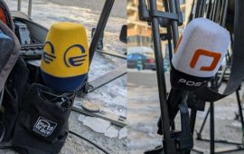 
„სამართლიანი არჩევნების“ 
ინფორმაციით, გაერთიანებული სამეფოს მიერ „იმედისა“ და „პოს
ტვ“-ისთვის სანქციების დაწესების გამო, ამ მედია ორგანიზაციებს, სხვა
პრობლემებთან ერთად, Meta-ს სოციალური ქსელების პლატფორმებზე საკუთარი
კონტენტის დასპონსორების/რეკლამირების შეზღუდვაც წარმოეშვათ.
ორგანიზაციის დაკვირვებით, ამ შეზღუდვებზე საპასუხოდ, ორივე
ტელეკომპანია ფეისბუქზე ახალი გვერდების გახსნასა და მათი მეშვეობით
კონტენტის რეკლამირებას ცდილობს.
„გაერთიანებული სამეფოს მიერ პროპაგანდისტული მედიისთვის
სანქციების დაწესებამ ამ ტელეკომპანიების სოციალური ქსელების
გვერდებზეც იქონია გავლენა. მაგალითად, Meta-ს პლატფორმებზე ამ
მედიების კუთვნილ ძირითად ფეისბუქგვერდებზე რეკლამების განთავსება 25
თებერვალს შეწყდა. ორივე შემთხვევაში (10.03.2026-ის მონაცემებით),
რეკლამების ბიბლიოთეკაში მითითებულია, რომ ორგანიზაციას რეკლამის
განთავსება Meta-ს სტანდარტების დარღვევის გამო შეეზღუდა.
აღსანიშნავია, რომ პროპაგანდისტული მედია ფეისბუქზე
საქართველოს მასშტაბით რეკლამების ერთ-ერთი ყველაზე დიდი
განმათავსებელი იყო. ბოლო 
მონაცემებით, 2026 წლის თებერვალში, „იმედმა“ და „პოს ტვ“-მ
კუთვნილ გვერდებზე არასრულ ერთ თვეში 38 ათას აშშ დოლარამდე
ღირებულების ათასამდე რეკლამა გამოაქვეყნეს. Meta-ს რეკლამების
ბიბლიოთეკის მონაცემებით, რაც 2020 წლის აგვისტოდან 2026 წლის 25
თებერვლის ჩათვლით პერიოდს მოიცავს, ამ ორმა ტელეკომპანიამ, Meta-ს
რეკლამებისთვის, სხვადასხვა გვერდის მეშვეობით, ჯამში არანაკლებ
786,305 აშშ დოლარი დახარჯა, რაც ქართული მედიასაშუალებებისთვის
აბსოლუტურად რეკორდული მაჩვენებელია“.&nbsp;
როგორც „სამართლიანი არჩევნები“ წერს, სანქცირებულ
ქართული მედიაორგანიზაციებზე შეზღუდვების დაწესების შესახებ Meta-ს
ოფიციალური განცხადება არ გაუკეთებია. თუმცა, პლატფორმის პრაქტიკა
ორგანიზაციას საფუძველს აძლევს, ივარაუდოს, რომ შეზღუდვა
ტელეკომპანიების ფეისბუქგვერდებსაც შეეხო:
„ამ მიმართულებით გამოცდილება მრავალფეროვანი არ არის
და, ძირითადად, რუსულ პროპაგანდისტულ მედიას ეხება. სოციალური მედიის
კომპანია Meta-მ, რომელიც ფლობს პლატფორმებს Facebook, Instagram და
WhatsApp, რუსული სახელმწიფო მედიის წინააღმდეგ ეტაპობრივად გაამკაცრა
პოლიტიკა. 2022 წელს კომპანიამ ჯერ კიდევ გლობალურ აკრძალვამდე

შეზღუდა რამდენიმე სახელმწიფო-კონტროლირებული მედიის
შესაძლებლობა. საკუთარ პლატფორმებზე რეკლამის განთავსებისა და
მონეტიზაციის თვალსაზრისით, ხოლო მოგვიანებით სრულად 
აკრძალა ისეთი ორგანიზაციები, როგორიცაა RT და Rossiya Segodnya,
მათ მიერ განხორციელებული უცხოური გავლენის ოპერაციების გამო. Meta-ს
გადაწყვეტილებამდე რამდენიმე დღით ადრე, აშშ-ს სახაზინო დეპარტამენტმა
რუსული სამთავრობო პროპაგანდისტულ მედიაორგანიზაციებსა და მის
თანამშრომლებს სანქციები დაუწესა“.
ISFED-ი აღნიშნავს, რომ ძირითად ფეისბუქგვერდებზე
შეწყვეტილი რეკლამების პარალელურად, „იმედი“ და „პოსტ ტვ“ საკუთარი
კონტენტის ფართო აუდიტორიისთვის მიწოდების მიზნით Meta-ს პლატფორმაზე
ფასიანი გავრცელების შესაძლებლობის დაბრუნებას კვლავ ცდილობენ.
ორგანიზაციამ გამოავლინა „პოს ტვ“-ის 2 ახალი გვერდი, რომლებიც
სანქციების დაწესების შემდეგ, 2026 წლის მარტში, შეიქმნა და ფეისბუქზე
რეკლამებს ათავსებდა. ამ გვერდებმა პოლიტიკური რეკლამის განთავსების
უფლება 4 მარტს მიიღეს და ყველა რეკლამა მომდევნო 2 დღის განმავლობაში
გამოაქვეყნეს. „სამართლიანი არჩევნები“ აღნიშნავს, რომ ორივე გვერდს
რეკლამების ბიბლიოთეკის შენიშვნაში (ე.წ. „დისქლეიმერში“) იდენტური
საკონტაქტო ინფორმაცია აქვს მითითებული:
„ერთ-ერთმა გვერდმა „POSTV - ამბები“, ჯამში ფეისბუქზე
111 რეკლამა განათავსა, რომელთა საერთო ღირებულებამ 493 აშშ დოლარი
შეადგინა. დარეკლამებული პოსტების შინაარსი ძირითადად ანტიდასავლურ
გზავნილებს შეიცავდა. გავრცელებული ნარატივების ნაწილი დასავლეთს
უკრაინისა და ირანის ტერიტორიებზე მიმდინარე კონფლიქტებში ომით
დაინტერესებულ მხარედ წარმოაჩენდა. სანქცირებული მედია ასევე
ავრცელებდა „ქართული ოცნების“ წარმომადგენლების პოლიტიკურ შეფასებებს,
რომ დასავლეთმა უკრაინა გამოიყენა და ნატოსა და ევროკავშირში
გაწევრიანების პერსპექტივასთან დაკავშირებით შეცდომაში შეიყვანა.
ფეისბუქ გვერდზე დარეკლამებული პოსტების ნაწილში ქართული მხარე
ქვეყნის სამშვიდობო პოლიტიკაზე აპელირებდა და დასავლეთს საქართველოში
ომით დაინტერესებულ ძალად წარმოაჩენდა.
დასპონსორებული პოსტების მეშვეობით „პოს ტვ“ კვლავ
განაგრძობდა უკრაინის ხელისუფლების დისკრედიტაციას. აქტიურად
ვრცელდებოდა სლოვაკეთისა და უნგრეთის პოლიტიკური ლიდერების კრიტიკული
შეფასებები უკრაინისთვის 90 მილიარდი ევროს სესხის გადაცემასთან
დაკავშირებით. ამასთან ერთად, „პოს ტვ“-მ ვოლოდიმირ ზელენსკის
წინაააღმდეგ სიუჟეტიც მოამზადა, რომელშიც უკრაინის პრეზიდენტს
უნგრეთის სახელმწიფო სუვერენიტეტის უხეშ ხელყოფაში და დემოკრატიულ
არჩევნებზე ზეგავლენაში ადანაშაულებდა.
ამასთანავე, დასანქცირებულმა მედიამ მოამზადა სიუჟეტი
საქართველოში არსებული დამოუკიდებელი ონლაინ მედიაორგანიზაციების
წინააღმდეგ. „პოს ტვ“ მათ გარე ძალების დავალებების შემსრულებლებად
წარმოაჩენდა.
მეორე გვერდზე, „POSTV – Insight