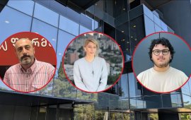 
კინორეჟისორისა და „ქართული ოცნების“ მხარდამჭერის, გოგა ხაინდრავას
მიმართ ტელეკომპანია „ფორმულას“ მიერ დანაშაულის შესაძლო ჩადენის
ფაქტზე ცრუ დასმენის მუხლით დაწყებული გამოძიების ფარგლებში, „შაბათის
ფორმულას“ წამყვანის, დავით ქაშიაშვილისა და სიუჟეტის ავტორის,
ჟურნალისტ ნატუკა ლომაძის შემდეგ, თბილისის პროკურატურაში „შაბათის
ფორმულას“ ოპერატორი, მიშო მარტაშვილიც გამოიკითხა.
საქმე ეხება 2026 წლის 17 იანვრის „შაბათის ფორმულას“
ეთერში გასულ სიუჟეტს,
სადაც გადაცემის წყაროს მონათხრობით, გოგა ხაინდრავას თანხის
სანაცვლოდ საქართველოში უცხო ქვეყნის მოქალაქეები შემოჰყავდა.
მიშო მარტაშვილის პროკურატურიდან გამოსვლის
შემდეგ,
„შაბათის ფორმულას“ წამყვანმა „მედიაჩეკერთან“ საუბრისას აღნიშნა, რომ
გადაცემის ოპერატორის გამოკითხვით თბილისის პროკურატურამ დაასრულა
ყველა იმ ადამიანის გამოკითხვა, ვისაც შეიძლება რაიმე სახის
ინფორმაცია მიეწოდებინა გამოძიებისთვის.&nbsp;
„ვიტოვებ ძალიან დიდ იმედს, რომ პროკურატურა გააკეთებს
განცხადებას და იტყვის, რომ ეს სისხლის სამართლებრივი დევნა
შეწყვიტოს. სხვა შემთხვევაში ის, რასაც ვამბობთ, რომ ეს არ ემსახურება
რაიმე ობიექტურობის დადგენას, კიდევ უფრო მეტად დადასტურდება და
გამყარდება ჩვენი საფუძვლიანი ეჭვები“, - თქვა დავით
ქაშიაშვილმა.&nbsp;
2 ივლისს, ამავე საქმეზე თბილისის პროკურატურაში
სიუჟეტის ავტორი, ჟურნალისტი ნატუკა ლომაძეც გამოკითხეს.
29 ივნისს გამოიკითხა „შაბათის ფორმულას“ წამყვანი, დავით

ქაშიაშვილიც.&nbsp;



გოგა ხაინდრავას „ფორმულას“ წინააღმდეგ აქვს სამოქალაქო 
დავაც. მან მიმდინარე წლის მარტში ტელეკომპანიას სასამართლოში
უჩივლა და „შაბათის ფორმულას“ ეთერით „არსებითად მცდარი ფაქტების
შემცველი და მოსარჩელისათვის სახელის, პატივისა და ღირსების შემლახავი
ცნობების“ ამავე გადაცემით უარყოფასთან ერთად, მიყენებული მორალური
ზიანის ასანაზღაურებლად 10 000 ლარს ითხოვს. ამ საქმეზე მოსამართლე
ლიანა კაჟაშვილი გადაწყვეტილებას
მიმდინარე წლის 14 ივლისს გამოაცხადებს.&nbsp;
&nbsp;
