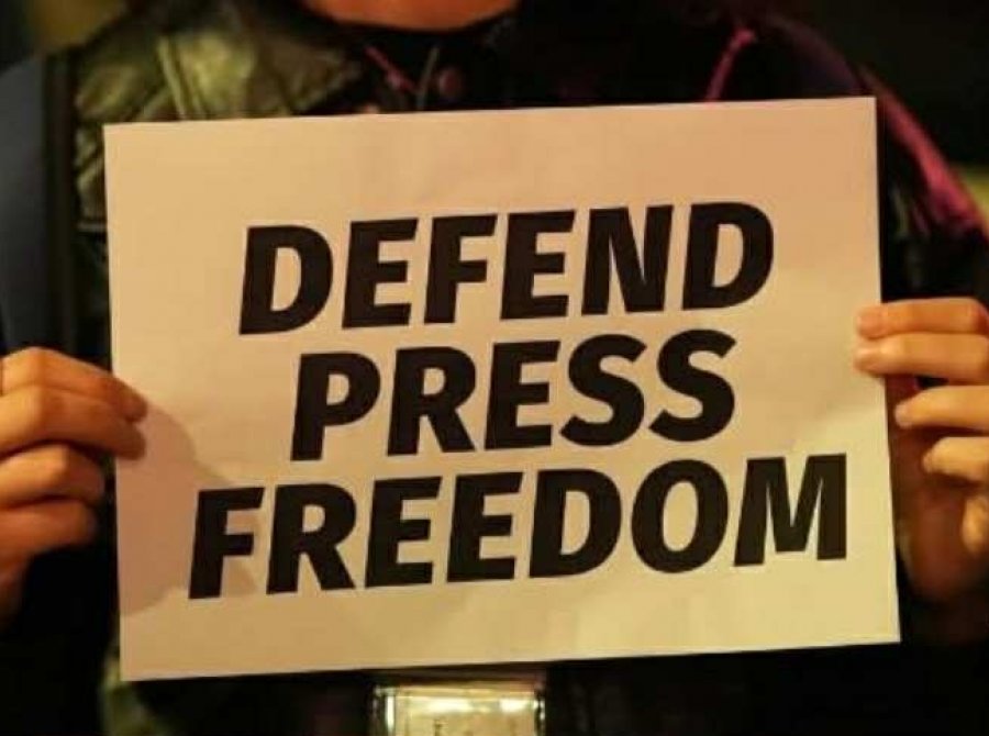 TI: დამოუკიდებელი მედიის გაქრობა ქვეყანას დიქტატორული მმართველობის რელსებზე გადაიყვანს