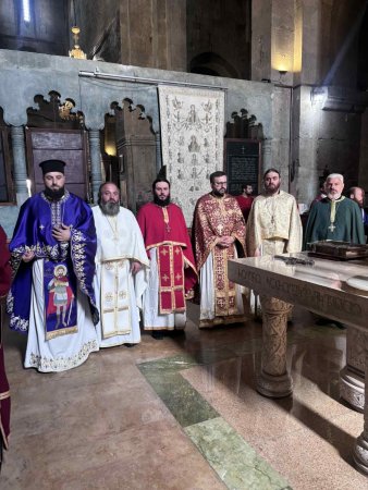 სასწავლო წლის დასრულების აღსანიშნავი მსახურება სვეტიცხოვლის საპატრიარქო ტაძარში