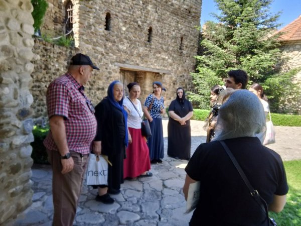 ქრისტიანული ხელოვნებათმცოდნეობის ფაკულტეტის  სტუდენტები კახეთში